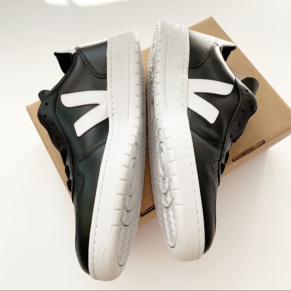 Veja V-10 Black and White Leather Lace Up Sneakers Shoes NEW Womens US 9 - Picture 6 of 11